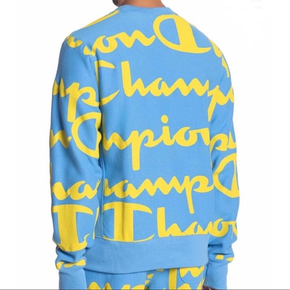 NWT Champion Giant Logo Crew Neck - Picture 2 of 4